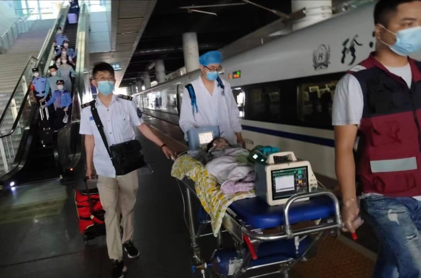 晋中高铁转运公司